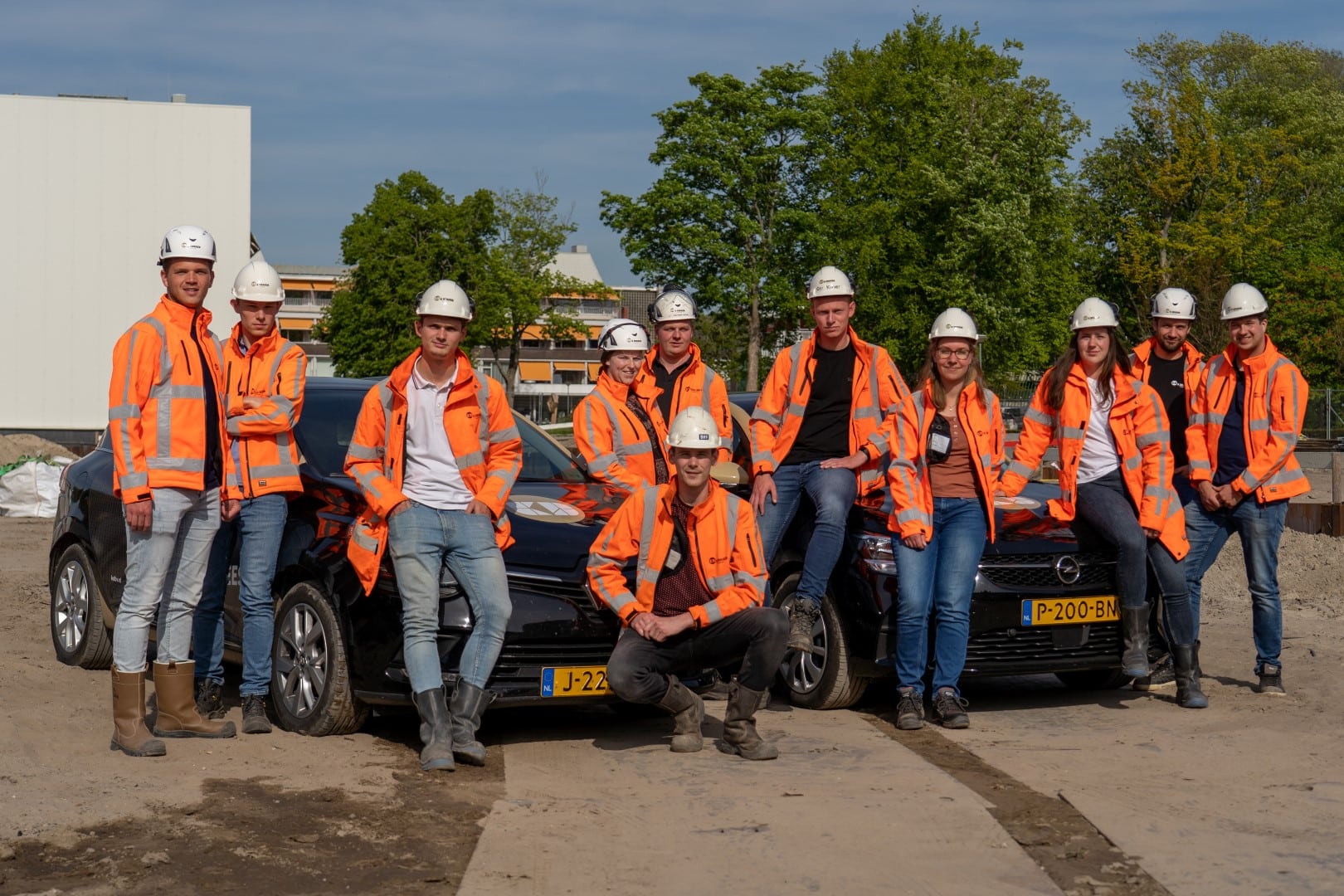 https://werkenbijkdbv.nl/wp-content/uploads/2022/09/Trainees-mei-2022-1-Large.jpg